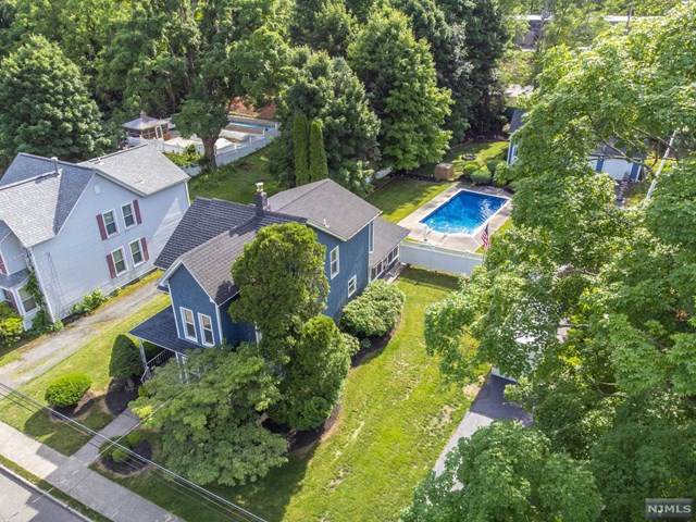 24 Morris Avenue - Photo 1