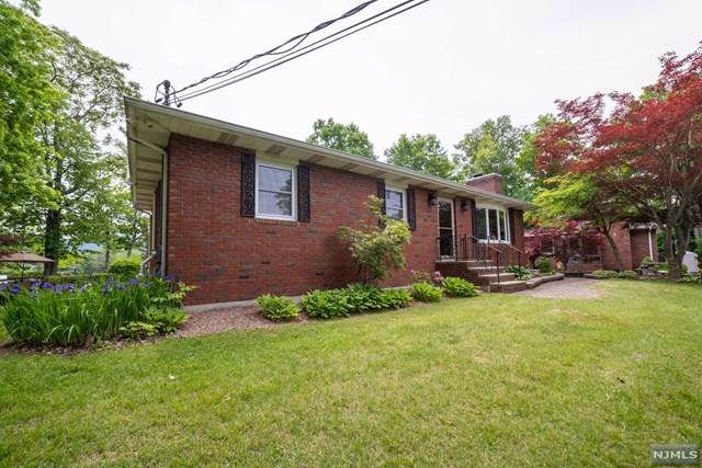 4 Maple Court - Photo 1