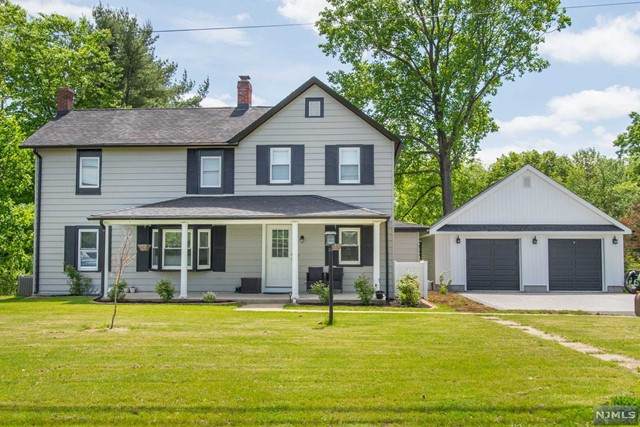 692 Green Pond Road - Photo 1