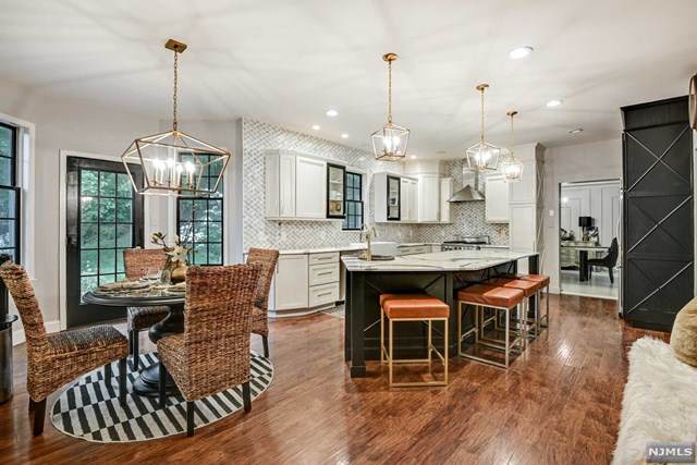 14 Sabine Lane - Photo 1