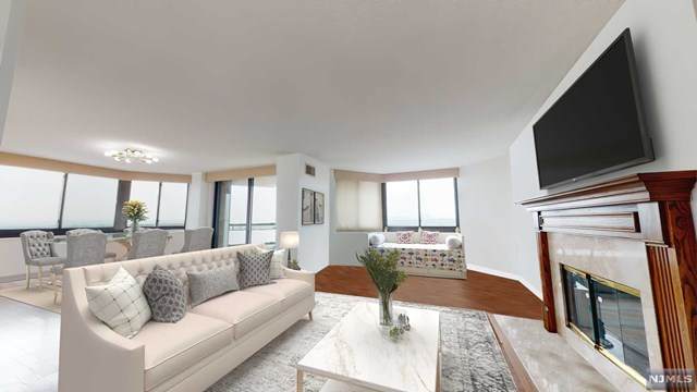 1733 Harmon Cove Tower - Photo 1