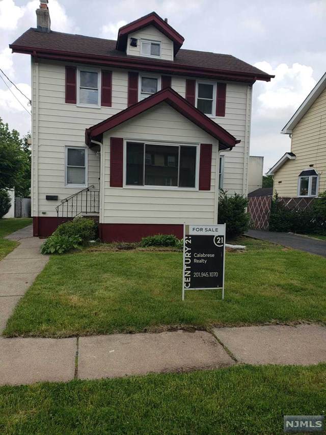 1145 Katherine Street - Photo 1