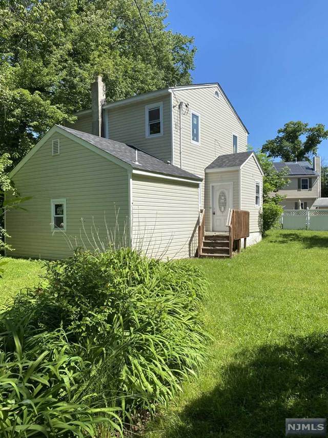 8 Fairview Drive - Photo 1