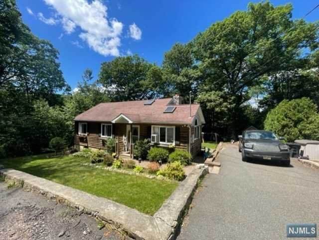 50 Grandview Avenue - Photo 1