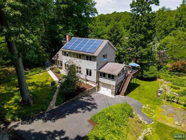 253 Skylands Road - Photo 1