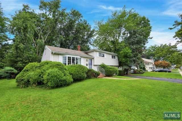 343 Shea Drive - Photo 1