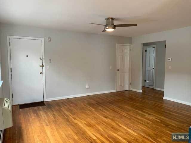131 6th Street - Photo 1