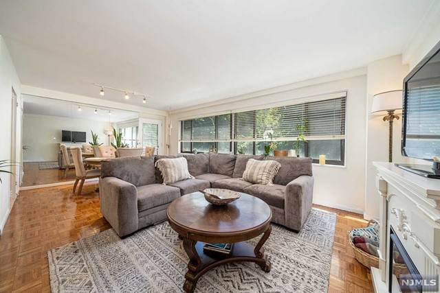 1375 River Road - Photo 1