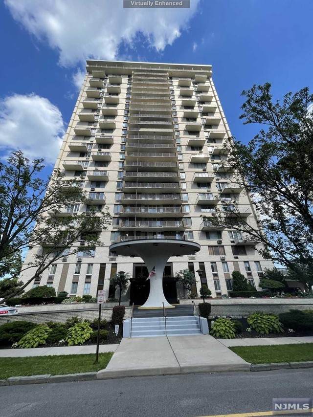 160 Overlook Avenue - Photo 1