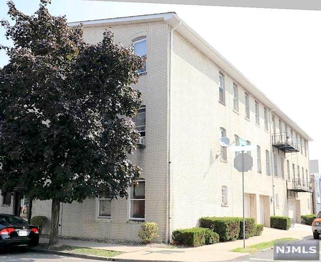 316-324 Jefferson Street - Photo 1
