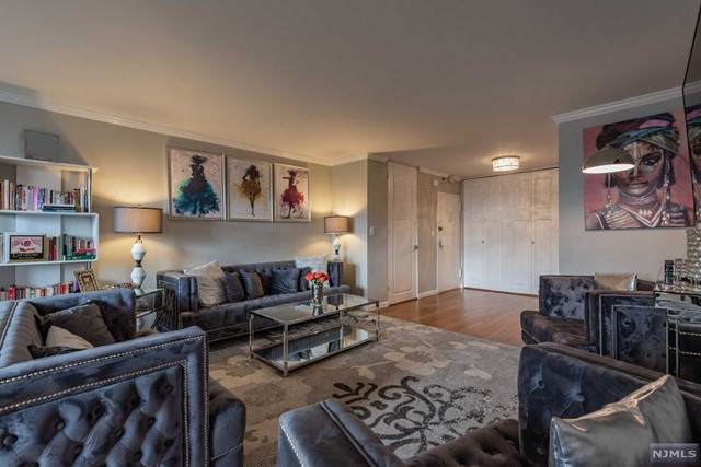 2150 Center Avenue - Photo 1