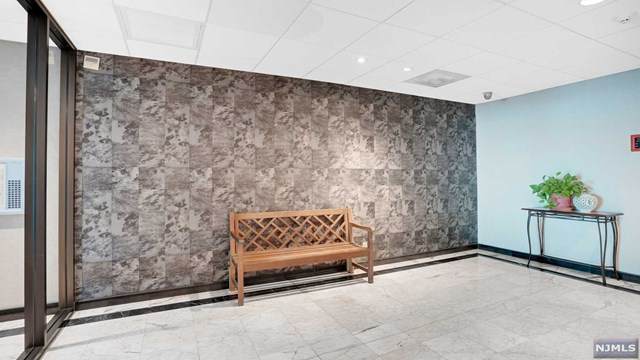 233 12th Street - Photo 1