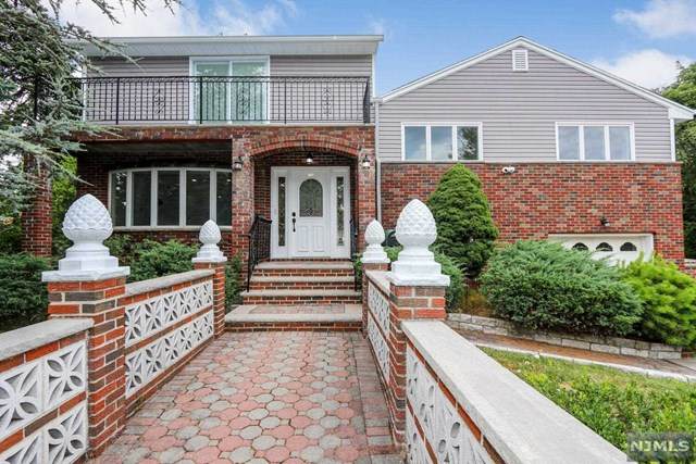 166 Delong Avenue - Photo 1