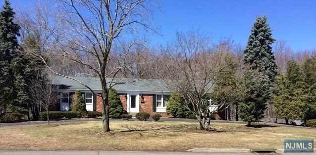 84 Carlton Lane - Photo 1