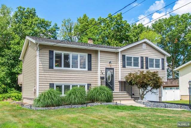 16 Birchtree Drive - Photo 1