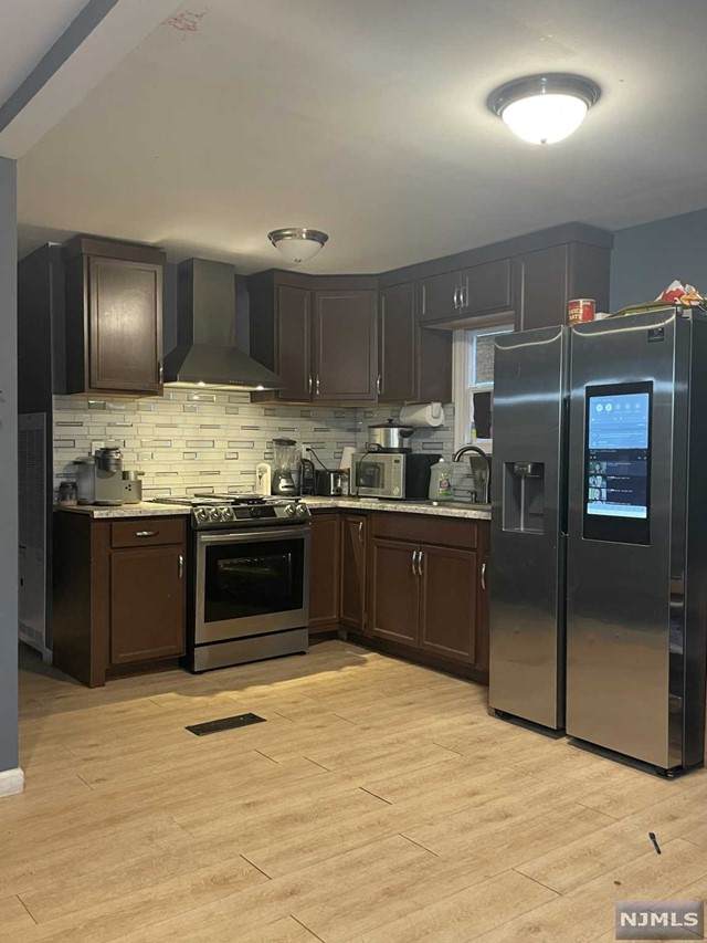 21 Helen Drive - Photo 1