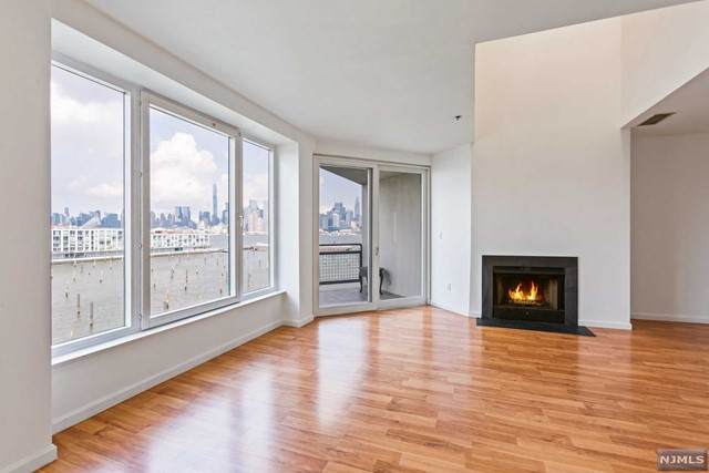600 Harbor Boulevard - Photo 1