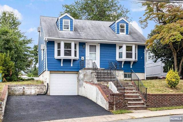 455 Kingsland Street - Photo 1
