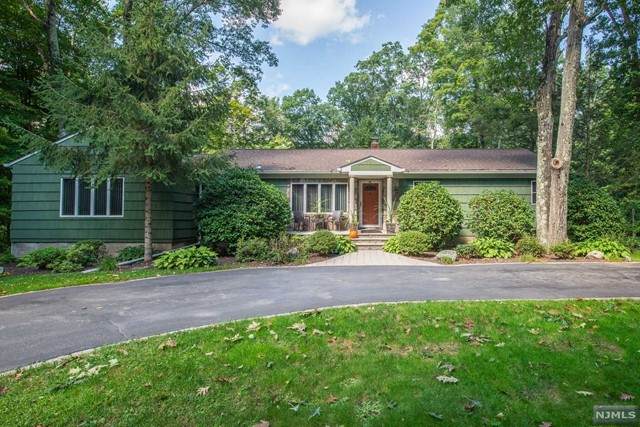 125 Greendale Drive - Photo 1