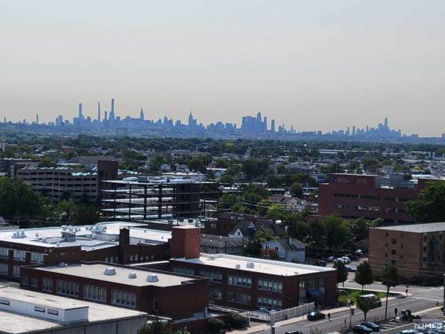 160 Overlook Avenue - Photo 1