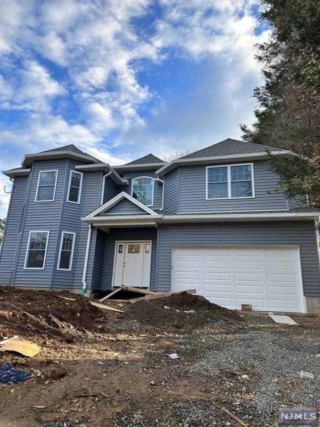 438B Andre Avenue - Photo 1