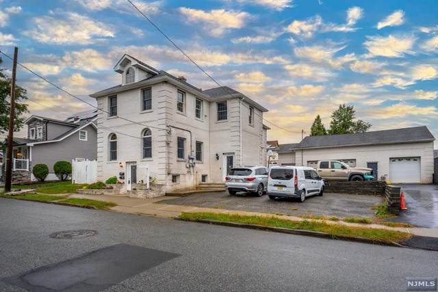 167 Hamilton Avenue - Photo 1