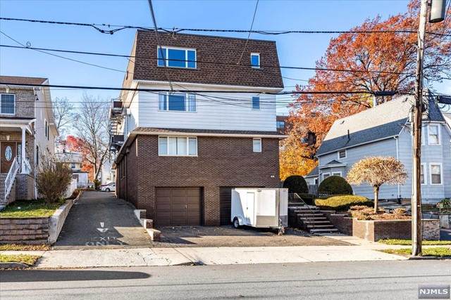 88 Feronia Way - Photo 1