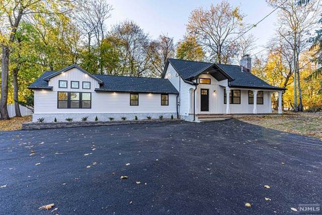 81 Hardwick Lane - Photo 1