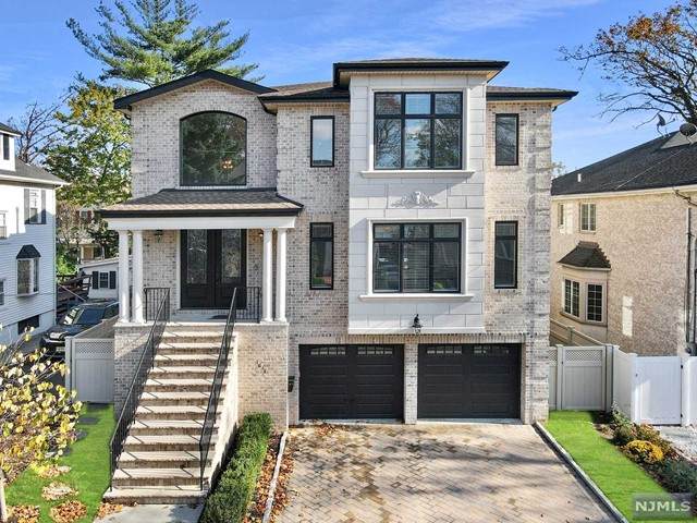 1014 Kingsland Lane - Photo 1