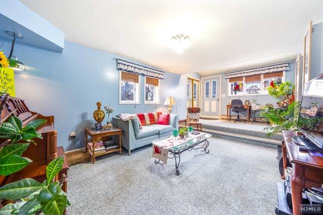 27 Mill Street - Photo 1
