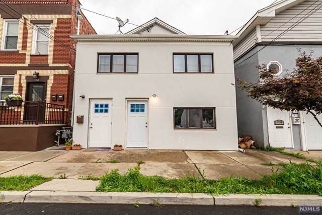 166 Lincoln Place - Photo 1