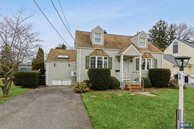 38 Manor Avenue - Photo 1