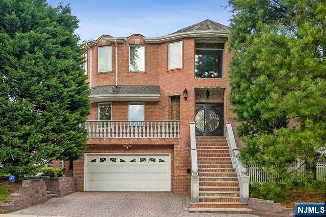 719 Cypress Street - Photo 1