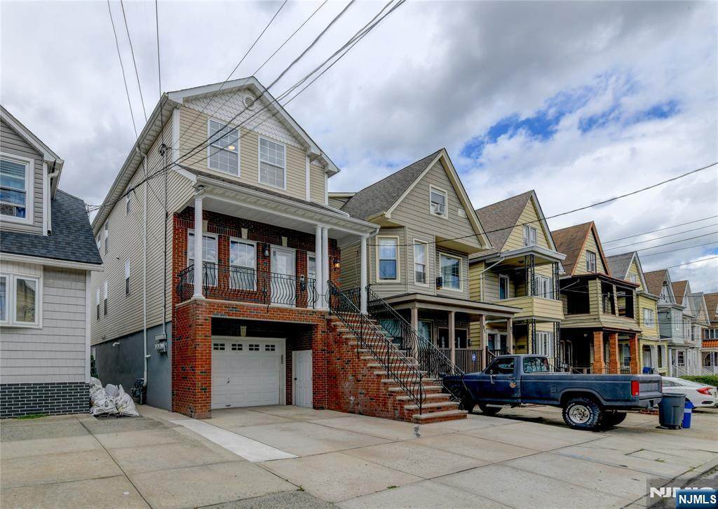 89 55th Street - Photo 1