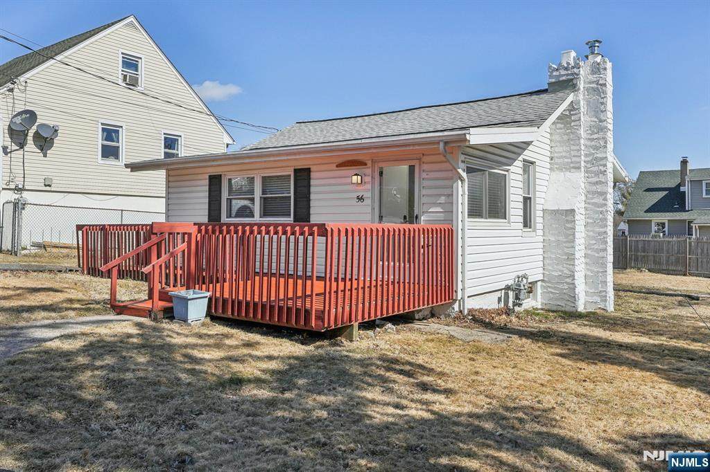 56 Calumet Avenue - Photo 1