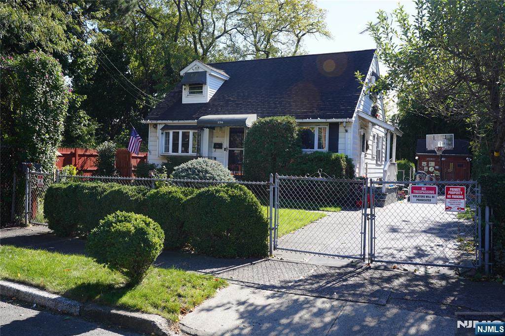 156 Kentucky Avenue - Photo 1