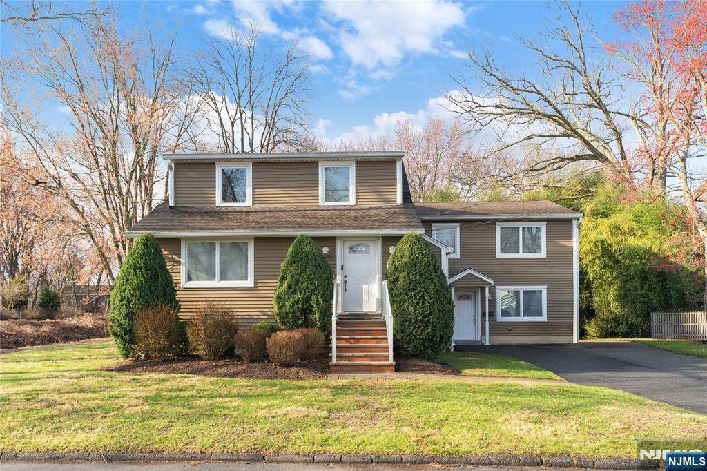 206 Willow Avenue - Photo 1