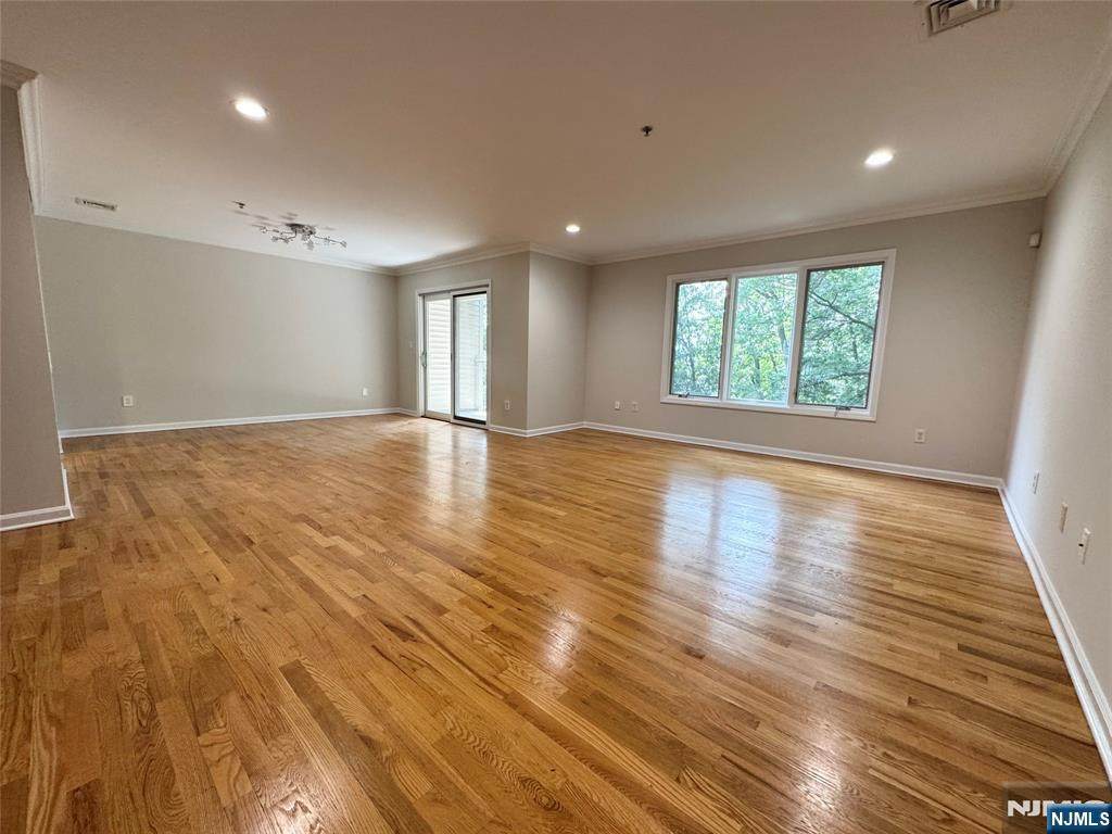 48 Legend Hills Drive - Photo 1