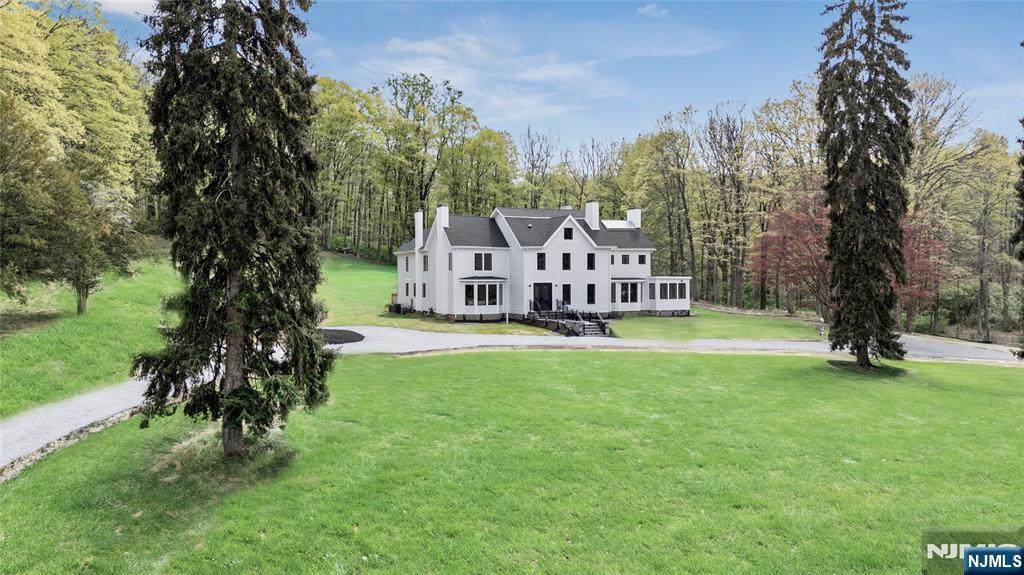 284 Mendham Road - Photo 1