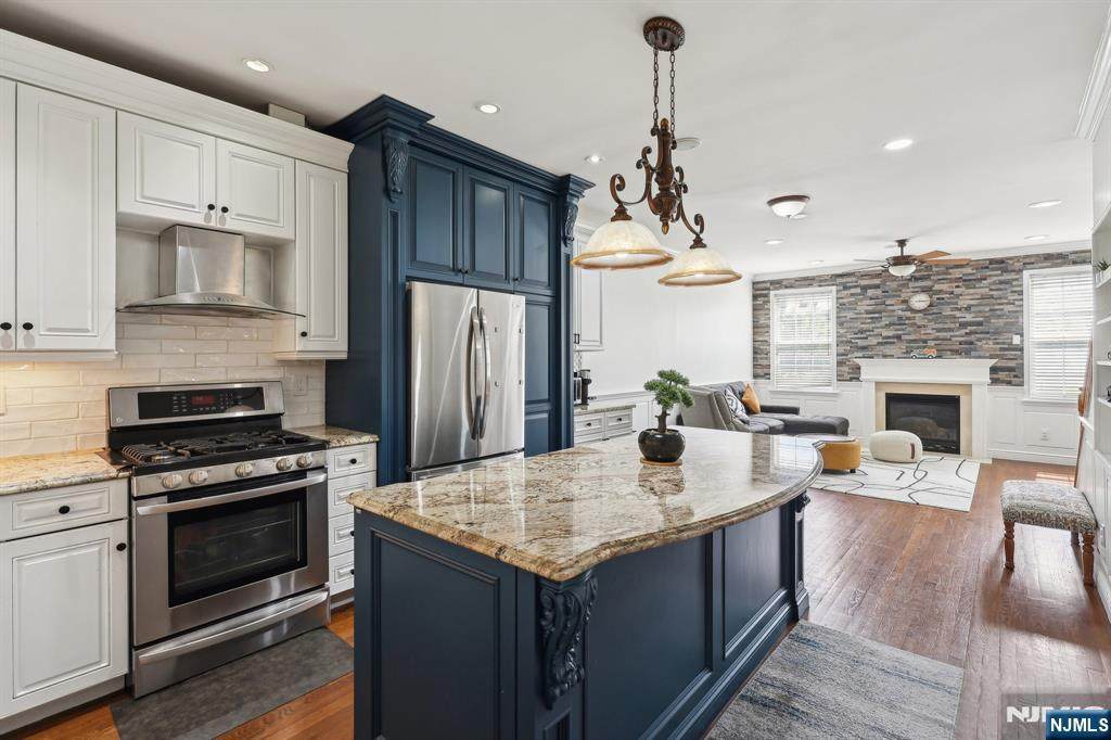 310 Wilshire Drive - Photo 1