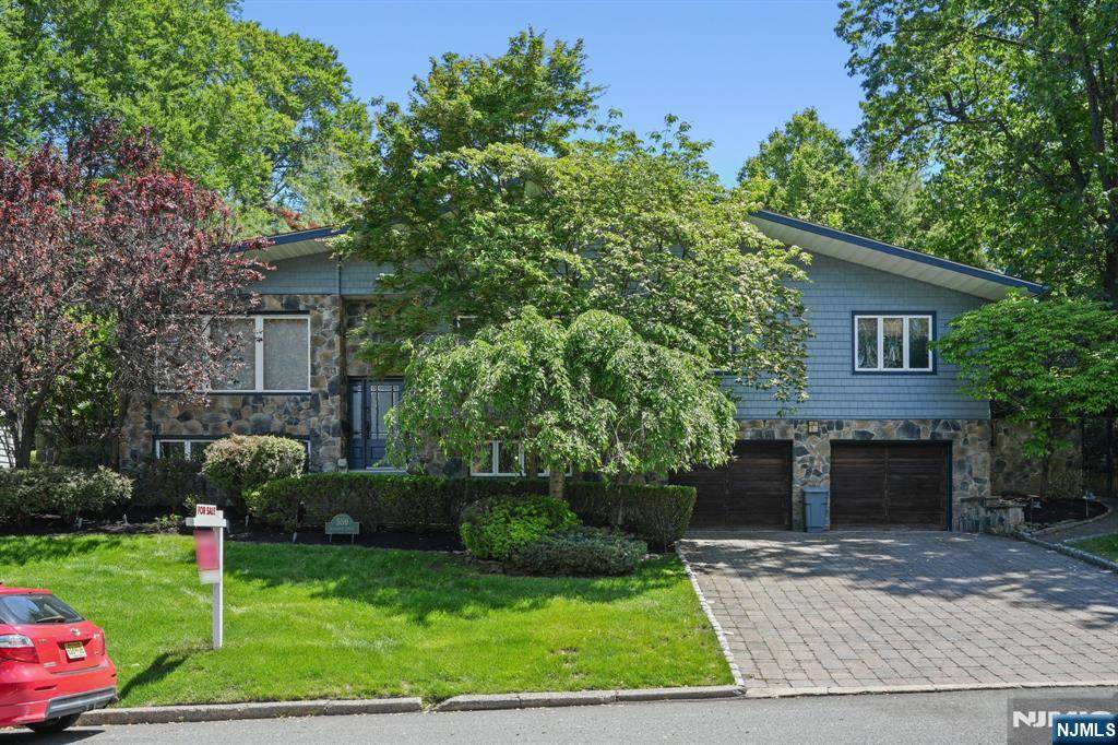559 Nordhoff Drive - Photo 1