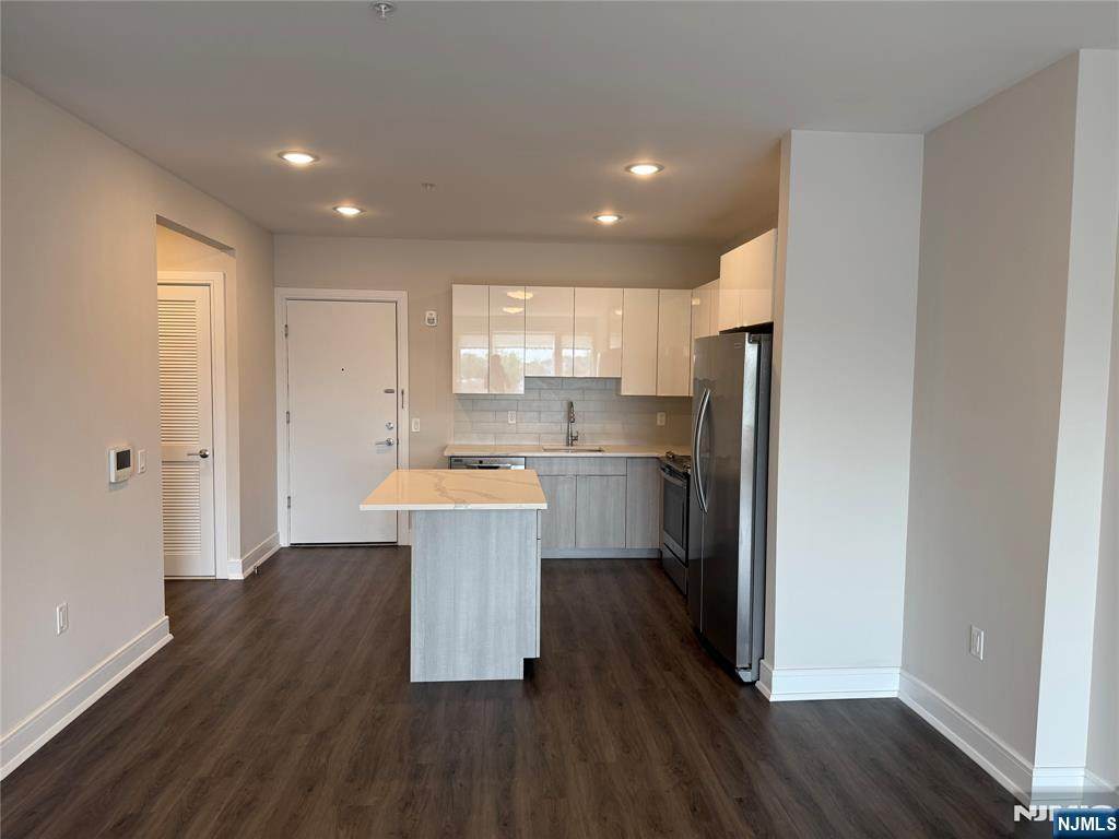 470 Main - Photo 1