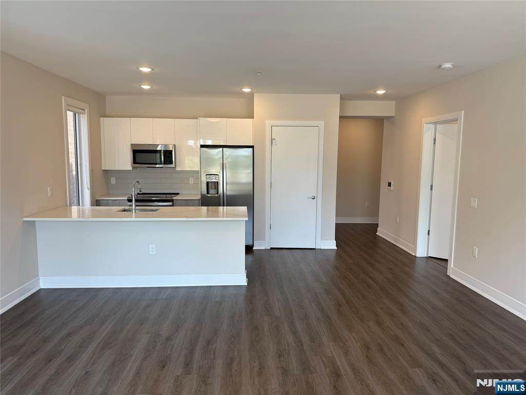 470 Main - Photo 1