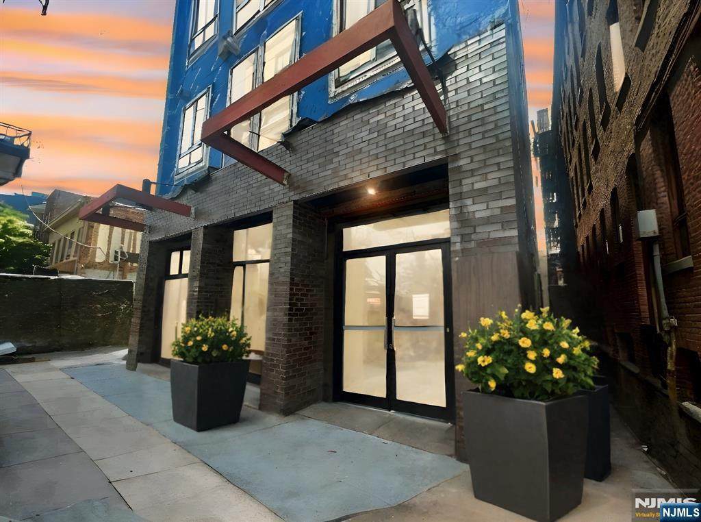 58 Union Street - Photo 1