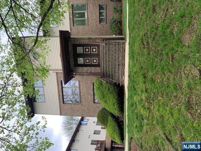 678 Broad Street - Photo 1