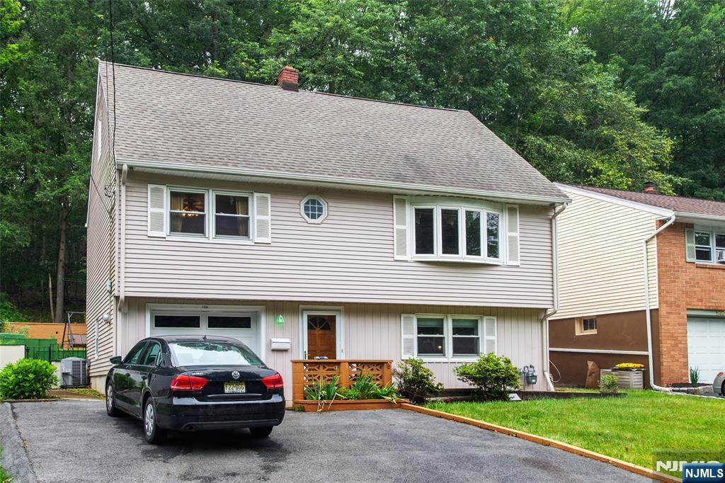 158 Woodhaven Drive - Photo 1