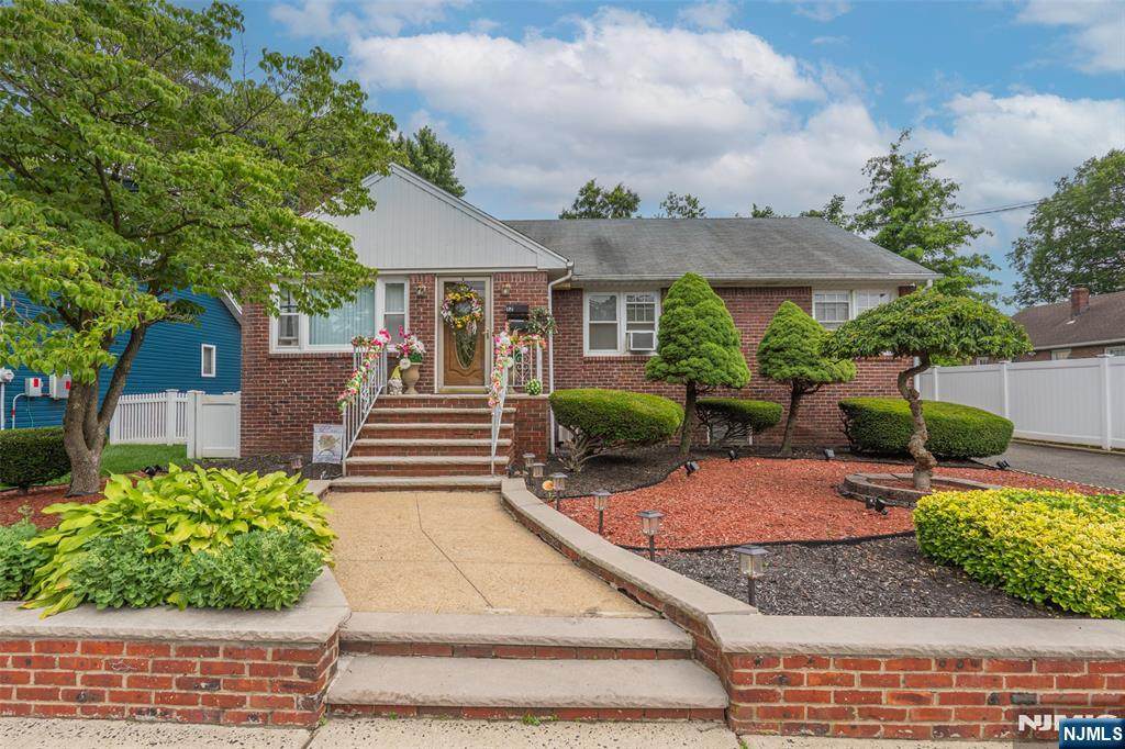 12 Moore Place - Photo 1