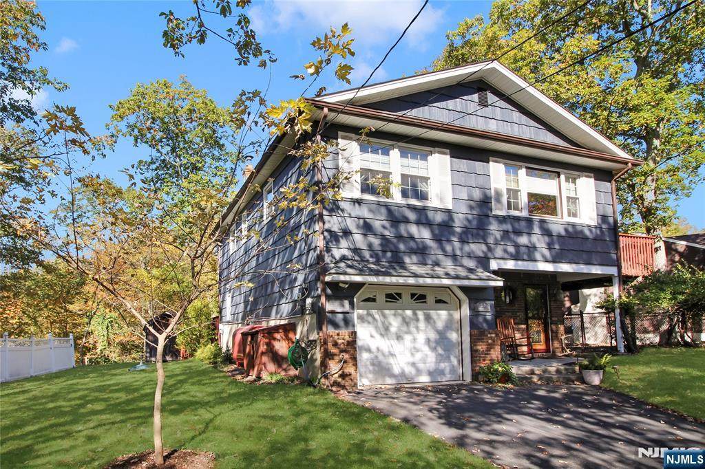 553 Stonetown Road - Photo 1