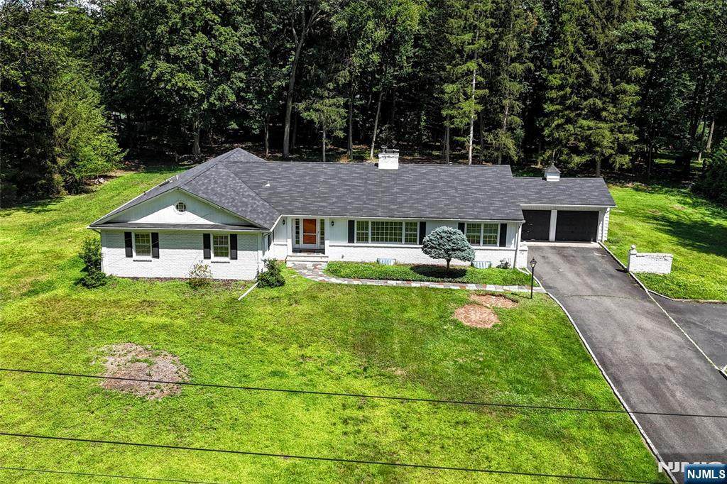 47 Twin Brooks Road - Photo 1