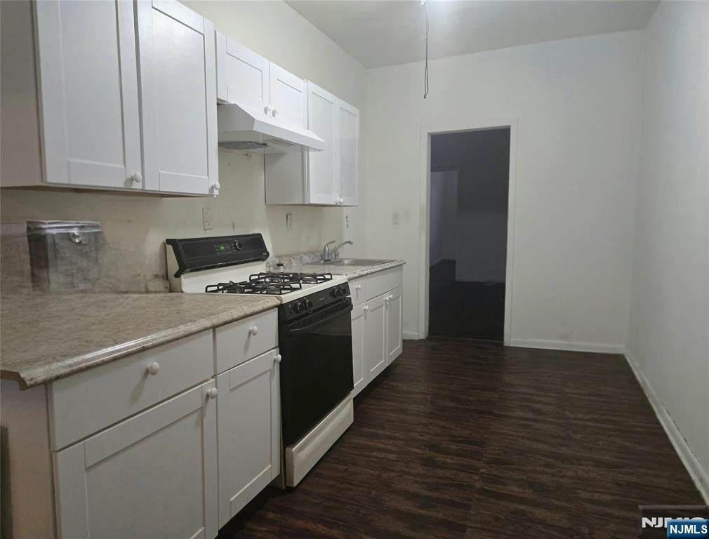 528 Valley Brook - Photo 1